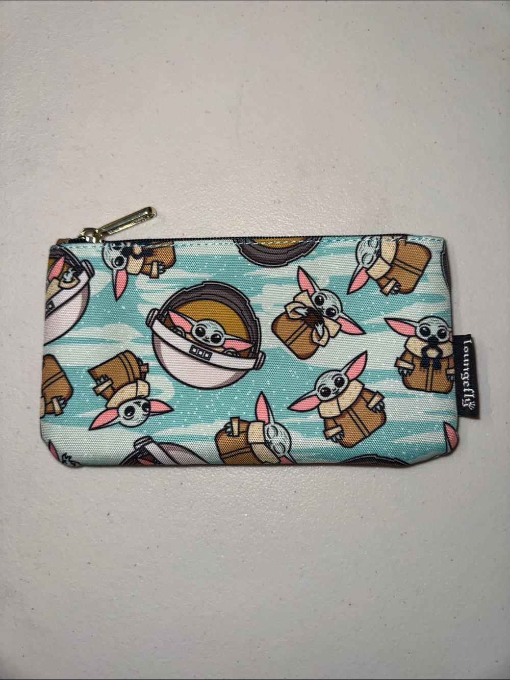 Loungefly Baby Yoda Zip Pouch